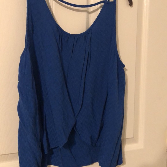 Cute bright blue Jack by BB Dakota EUC tank top - Picture 3 of 5